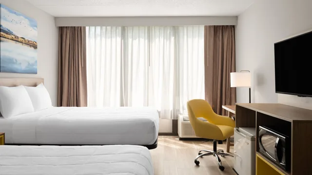 Days Hotel by Wyndham Williamsburg I-64 photo 7