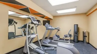 Days Inn by Wyndham Windsor Locks / Bradley Intl Airport