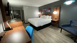 La Quinta Inn & Suites by Wyndham Fayetteville I-95