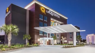 La Quinta Inn & Suites by Wyndham Baton Rouge - Port Allen