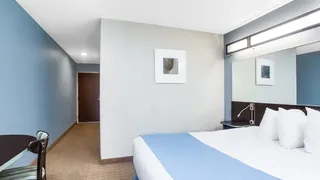 Microtel Inn & Suites by Wyndham Bath