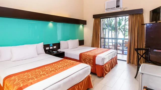 Microtel by Wyndham Boracay photo 6