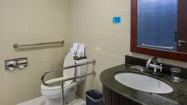 Microtel by Wyndham Mall of Asia photo 4