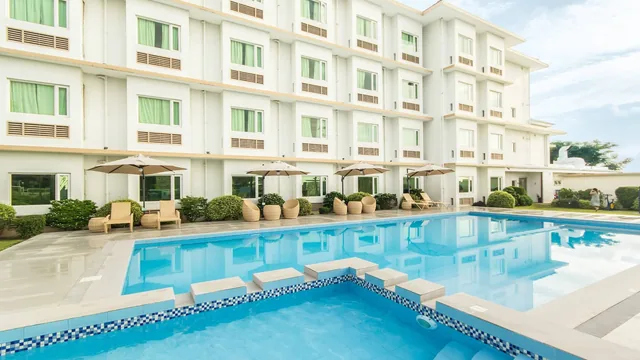 Microtel by Wyndham South Forbes near Nuvali photo 6