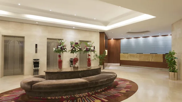 Ramada by Wyndham Abu Dhabi Corniche photo 2