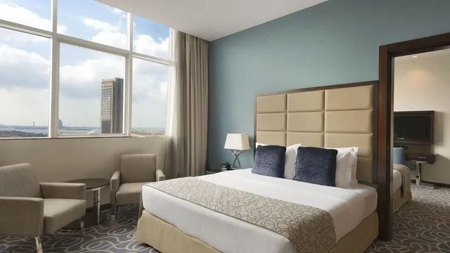 Ramada by Wyndham Abu Dhabi Corniche photo 7