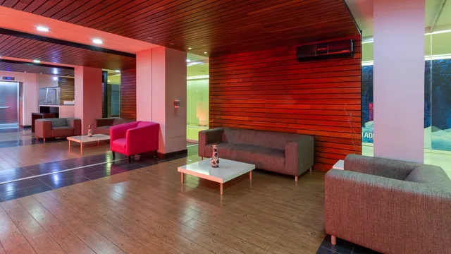 Ramada by Wyndham Acapulco Hotel & Suites photo 5