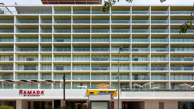 Ramada by Wyndham Acapulco Hotel & Suites photo 7