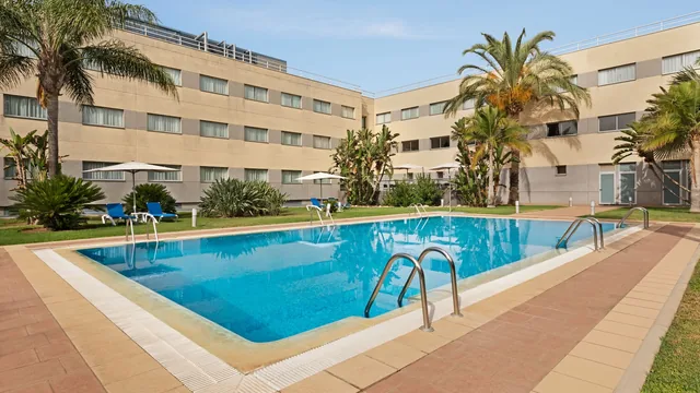 Ramada by Wyndham Valencia Almussafes photo 5