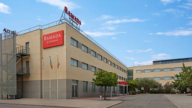 Ramada by Wyndham Valencia Almussafes photo 6