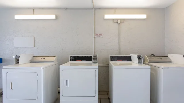 Ramada by Wyndham Altamonte Springs Near I-4 photo 7