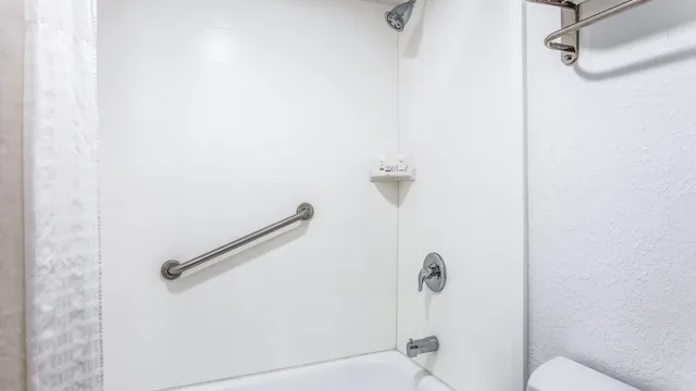 Ramada by Wyndham Altamonte Springs Near I-4 photo 11