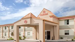 Ramada by Wyndham Angola/Fremont Area