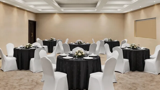 Ramada by Wyndham Dubai Deira photo 8