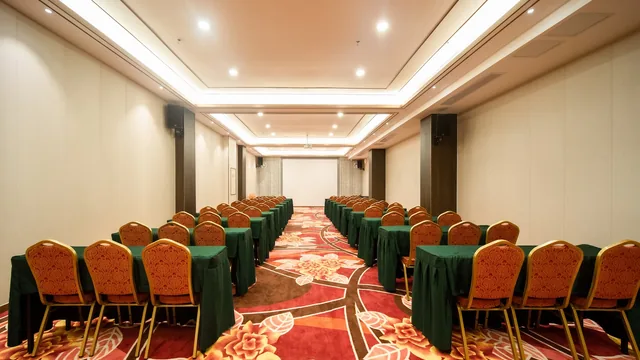 Ramada Plaza by Wyndham Hezhou North photo 5