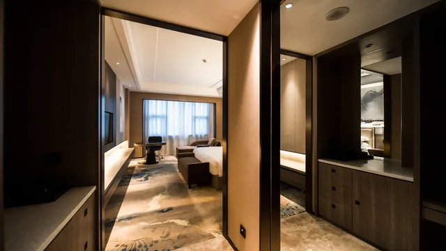 Ramada Plaza by Wyndham Hezhou North photo 8