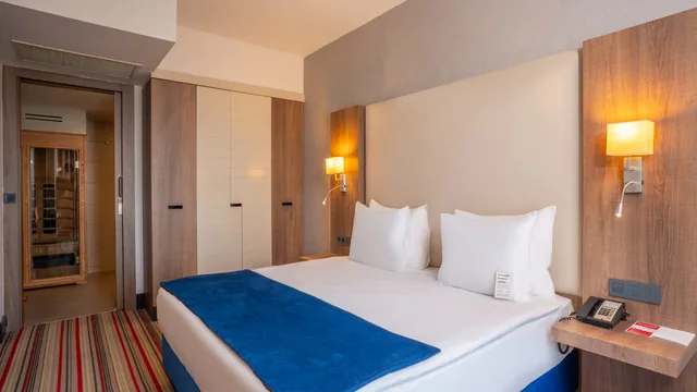 Ramada Plaza by Wyndham Izmir photo 9