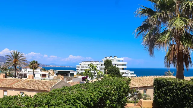 Ramada Hotel & Suites by Wyndham Costa del Sol Fuengirola photo 4