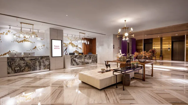 Ramada by Wyndham Xiangyang Fancheng photo 2