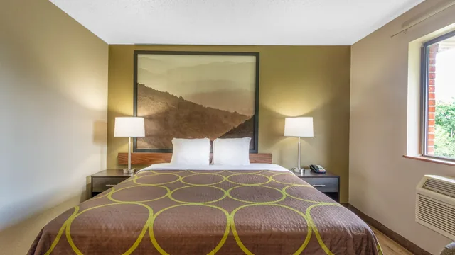 Super 8 by Wyndham Abingdon VA photo 3