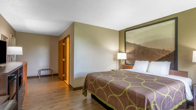 Super 8 by Wyndham Abingdon VA photo 4