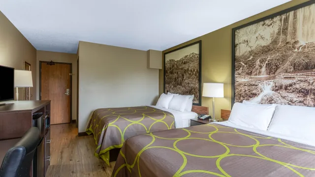 Super 8 by Wyndham Abingdon VA photo 8