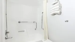 Super 8 by Wyndham Algona