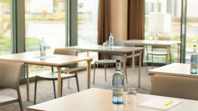 Super 8 by Wyndham Augsburg photo 1