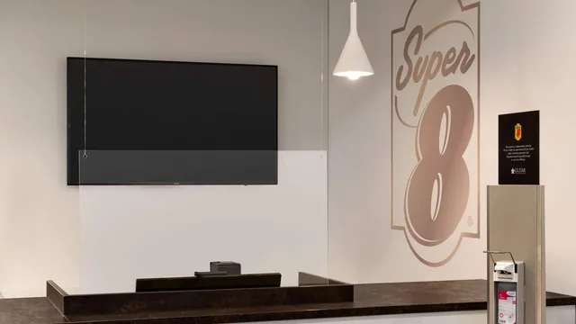 Super 8 by Wyndham Augsburg photo 4