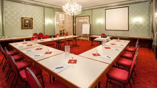 Centro National Frankfurt, Trademark Collection by Wyndham