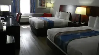 Travelodge Inn & Suites by Wyndham Albany