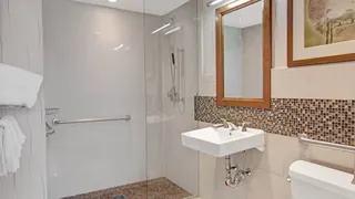 Wyndham Garden Chinatown